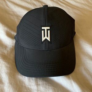 Tiger Woods Heritage86 Dri-Fit Golf Hat